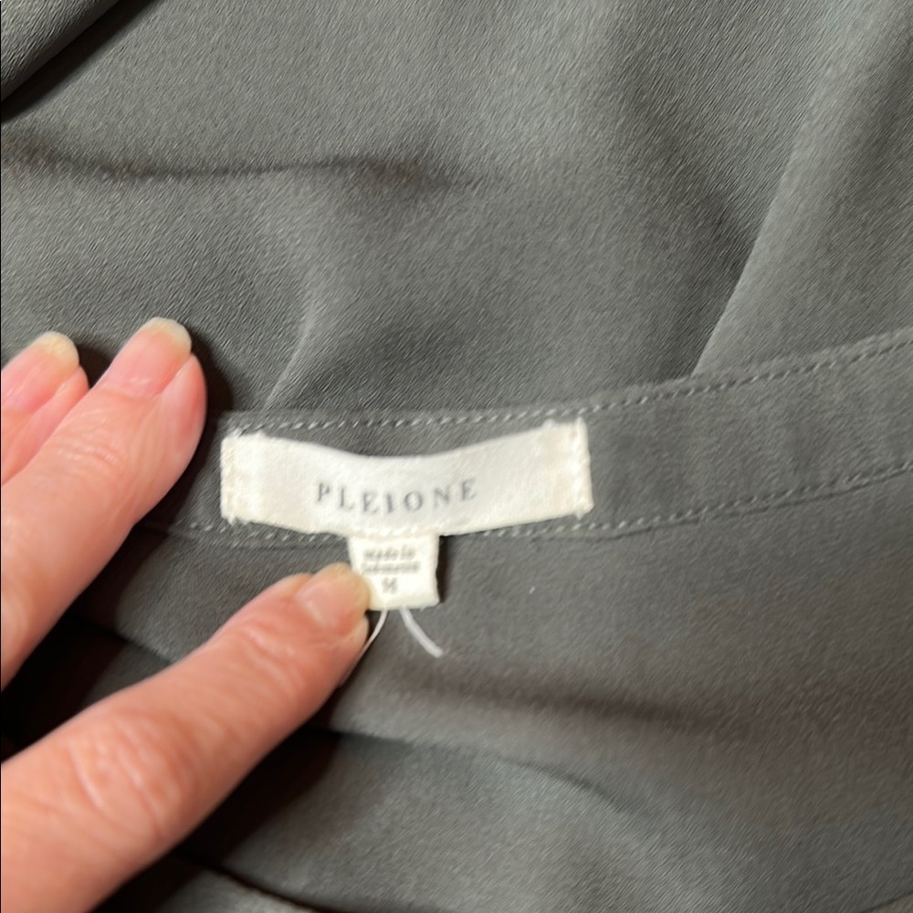Pleione Olive Green Boxy Relaxed Fit Size M - Picture 2 of 6